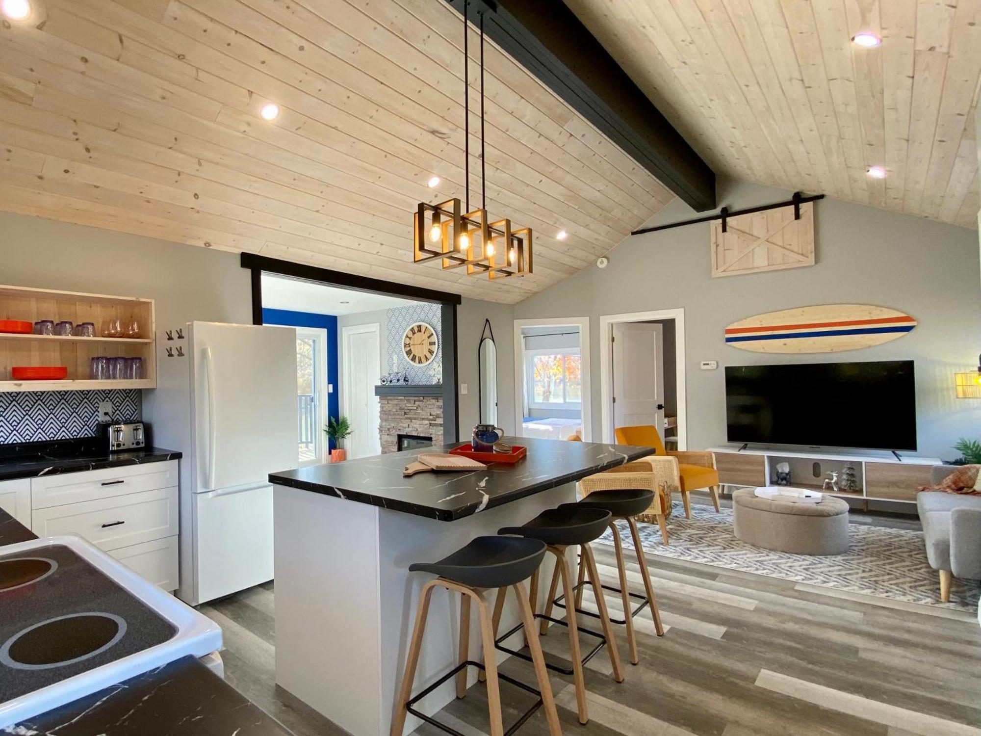 Creekside Cottage - Kayak, Sup, Fishing, Game Room, Steps To The Beach Kingsville 外观 照片